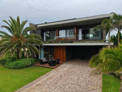 Casa em Condomínio 5 dormitórios em Xangri-lá | Ref.: 2201
