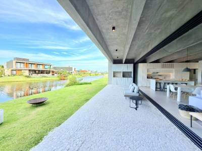 Apartamento 4 dormitórios em Xangri-lá | Ref.: 3007