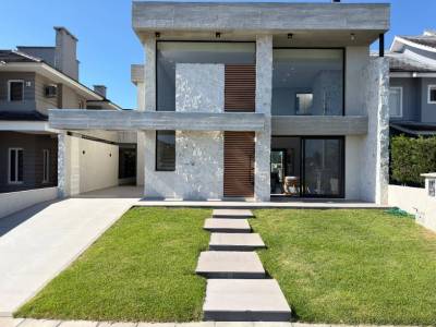 Casa em Condomínio 5 dormitórios em Capão da Canoa | Ref.: 3047